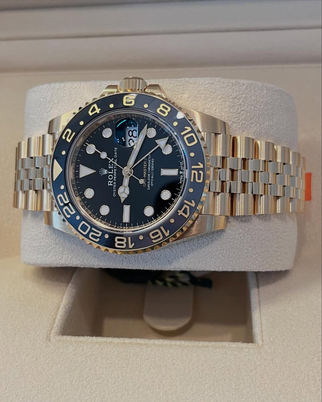 Rolex GMT MASTER II Yellow Gold